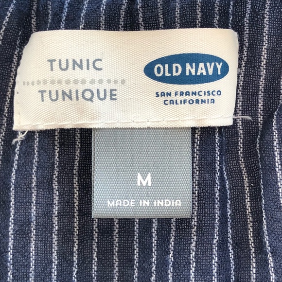 Old Navy | Size M - Picture 4 of 5
